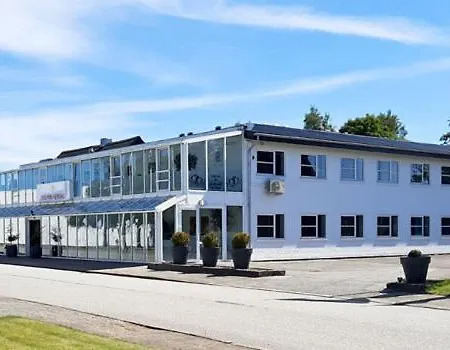 Dolphin 3* Herning