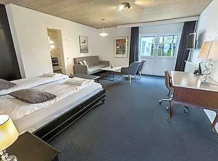 Hotel Dolphin 3*